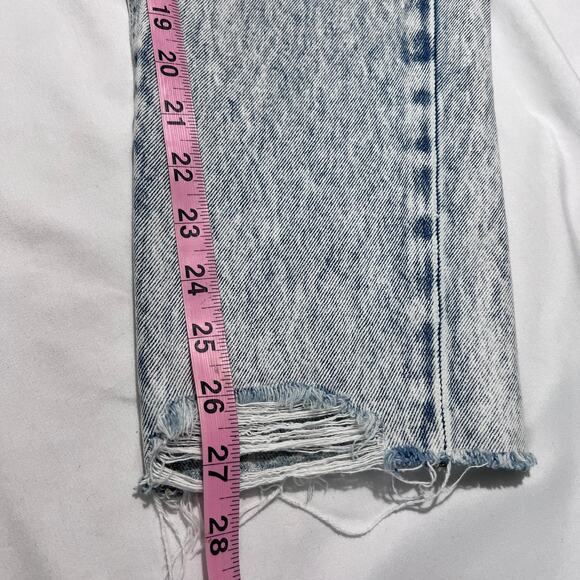 ✨Garage Denim Mom Jeans Size 7 W28 Distressed Cabin Core Backyard BBQ High Rise - Picture 5 of 9